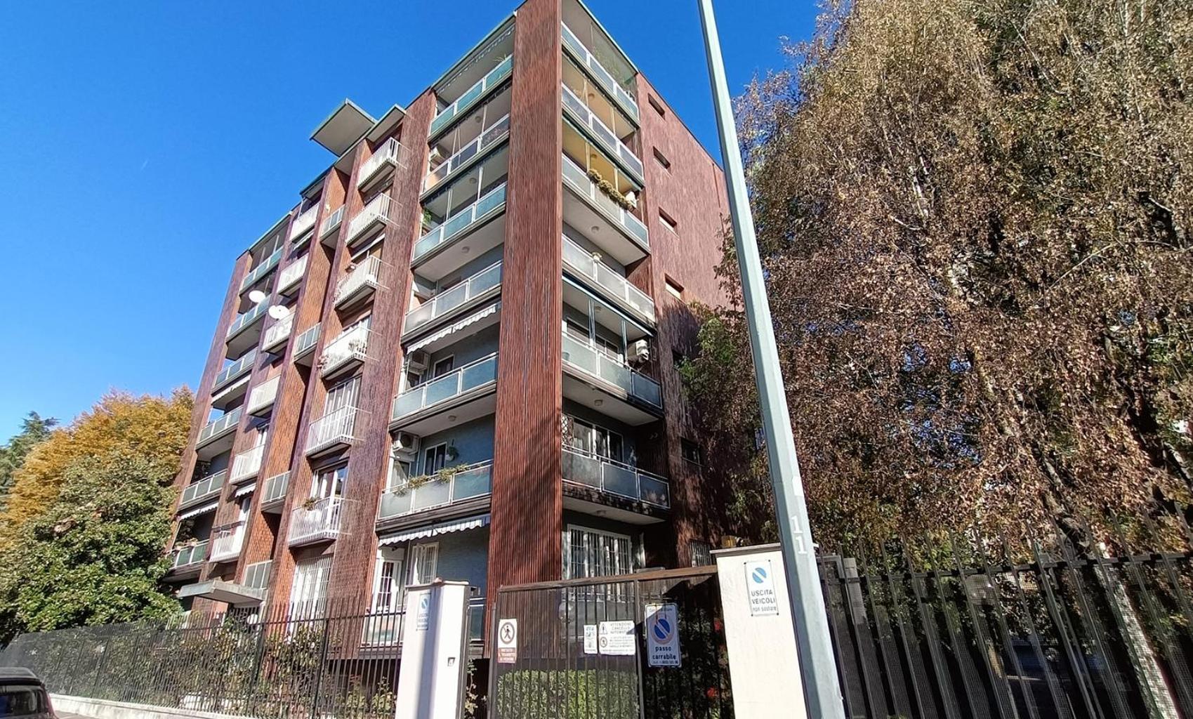Sahi - Via Dei Ciclamini Mm1 Primaticcio, Stadio San Siro, Ospedale San Carlo Milano Dış mekan fotoğraf
