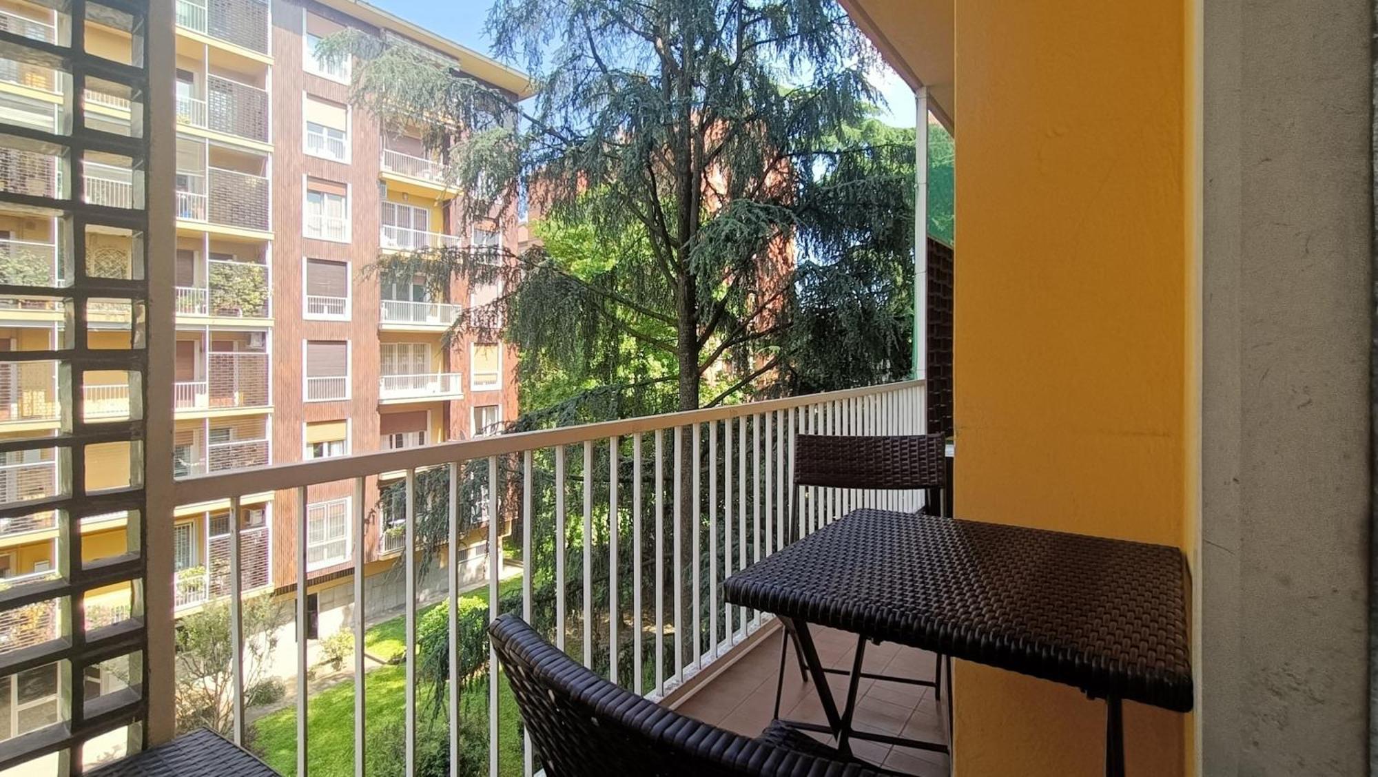 Sahi - Via Dei Ciclamini Mm1 Primaticcio, Stadio San Siro, Ospedale San Carlo Milano Dış mekan fotoğraf